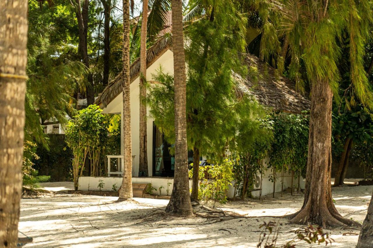 Kinazi Upepo Beach Eco Lodge Paje Exterior photo