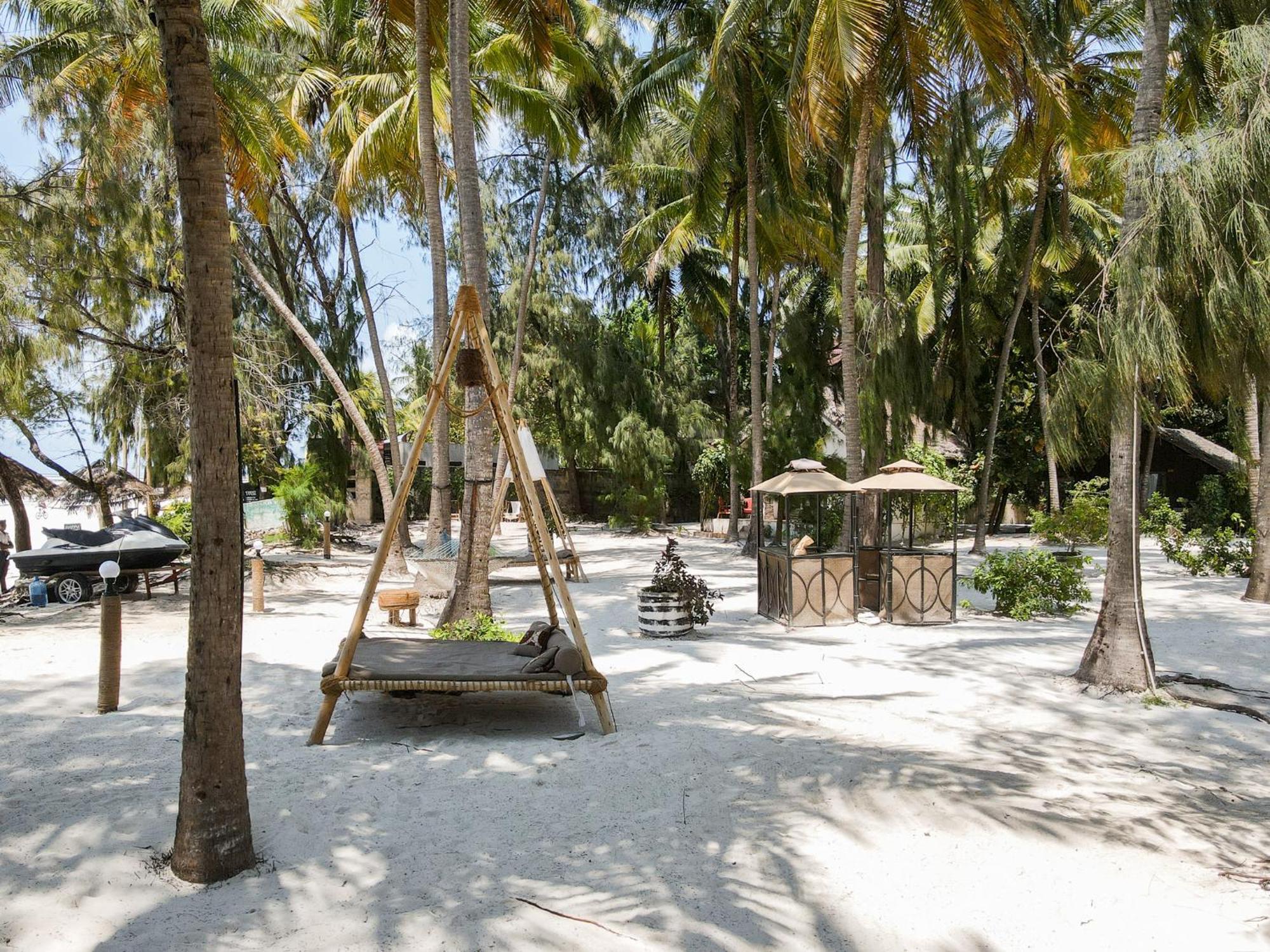 Kinazi Upepo Beach Eco Lodge Paje Exterior photo